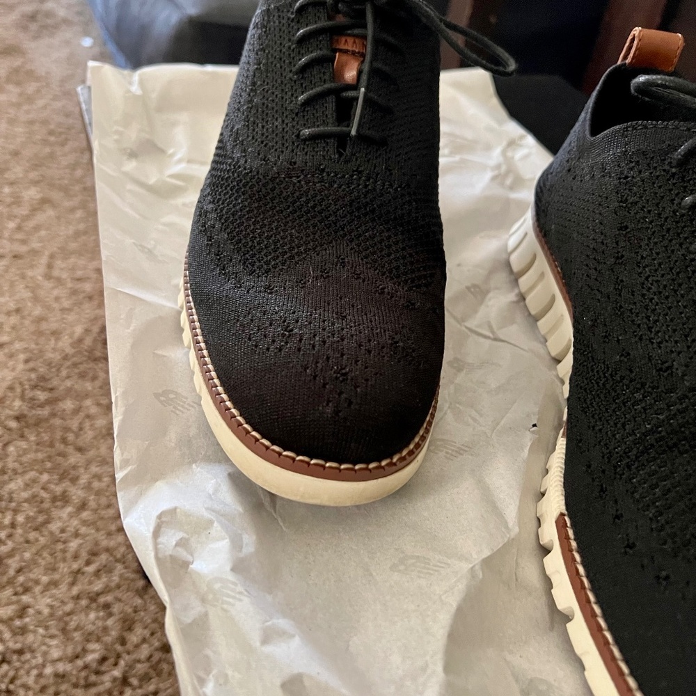 Men's Cole Hahn Size 10 Black Zerogrand